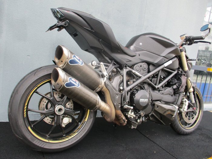 2012 DUCATI STREETFIGHTER 848 Black