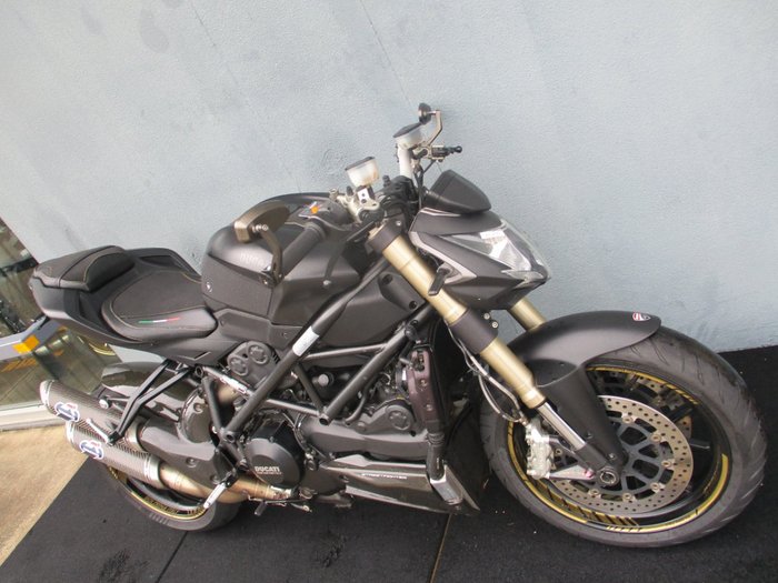 2012 DUCATI STREETFIGHTER 848 Black