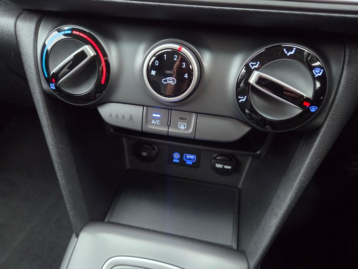 2020 Hyundai Kona Active