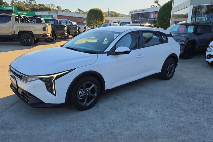 2025 Kia K4 S