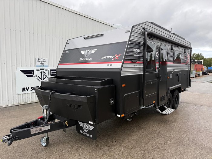 2026 JB Caravans Gator X 18'6 Front Door L Lounge