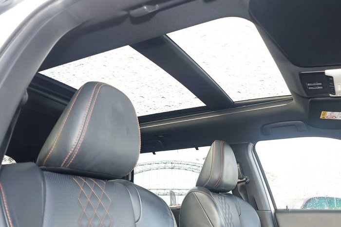 2022 Mitsubishi Outlander Exceed Tourer