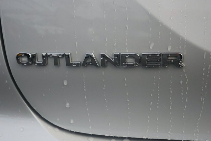 2022 Mitsubishi Outlander Exceed Tourer