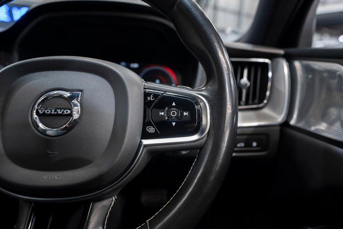 2020 Volvo XC60 T8 Polestar