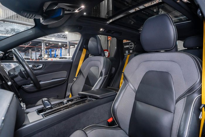 2020 Volvo XC60 T8 Polestar