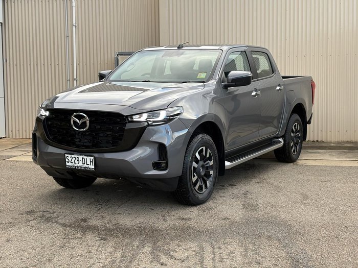 2025 Mazda BT-50 XTR