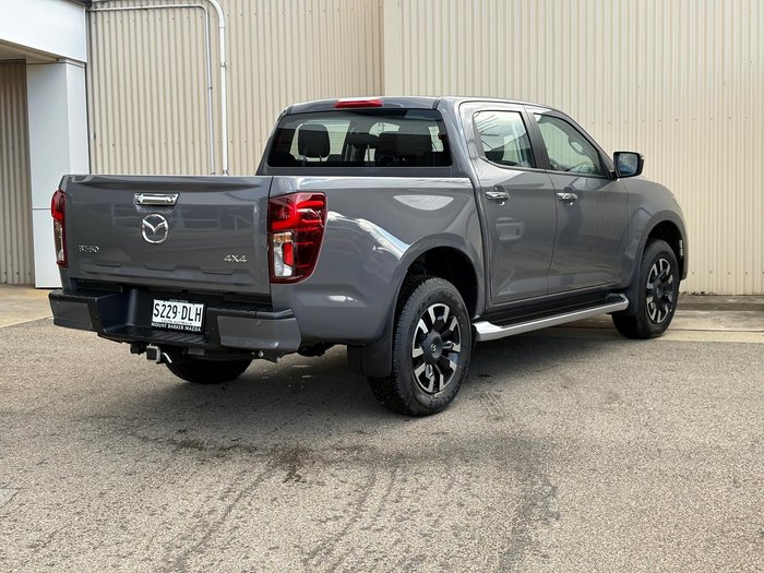 2025 Mazda BT-50 XTR