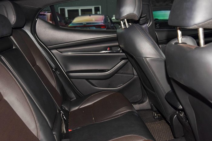 2023 Mazda 3 G20 Touring
