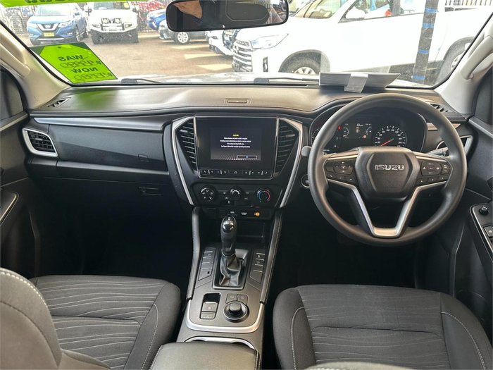 2022 Isuzu MU-X LS-M
