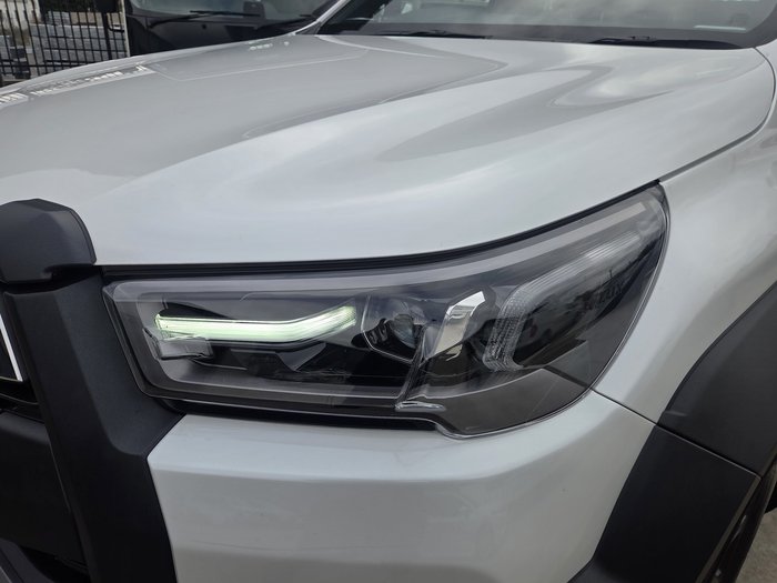 2025 Toyota Hilux Rogue 48V