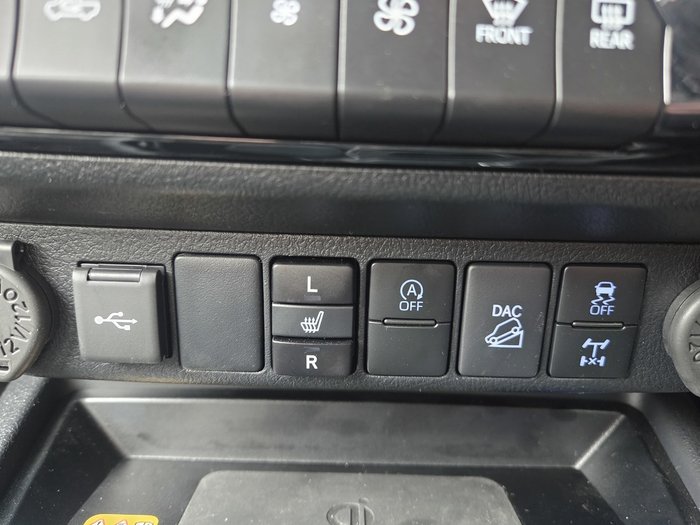 2025 Toyota Hilux Rogue 48V