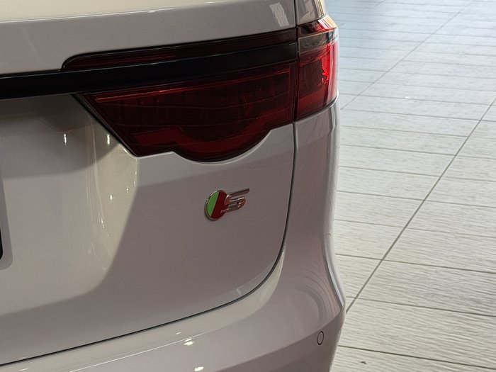 2018 Jaguar XF 30d S First Edition