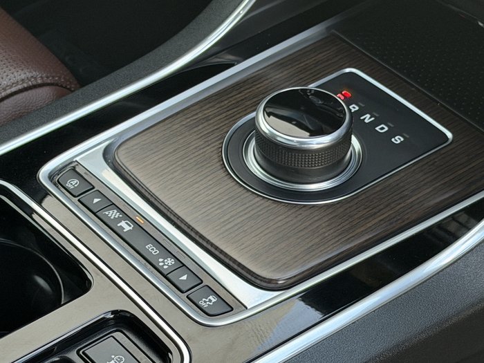 2018 Jaguar XF 30d S First Edition