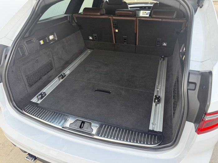 2018 Jaguar XF 30d S First Edition
