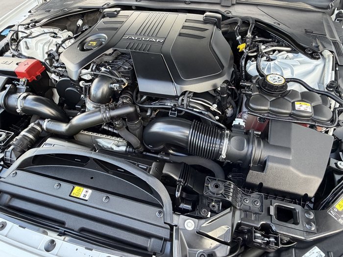 2018 Jaguar XF 30d S First Edition