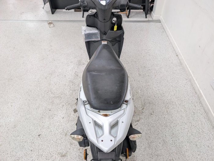 Suzuki 2016 SUZUKI 110CC UK110NEL White