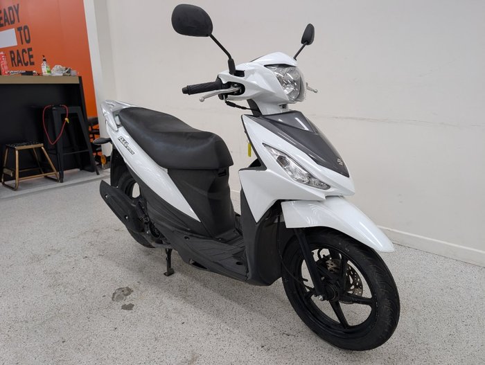 Suzuki 2016 SUZUKI 110CC UK110NEL White