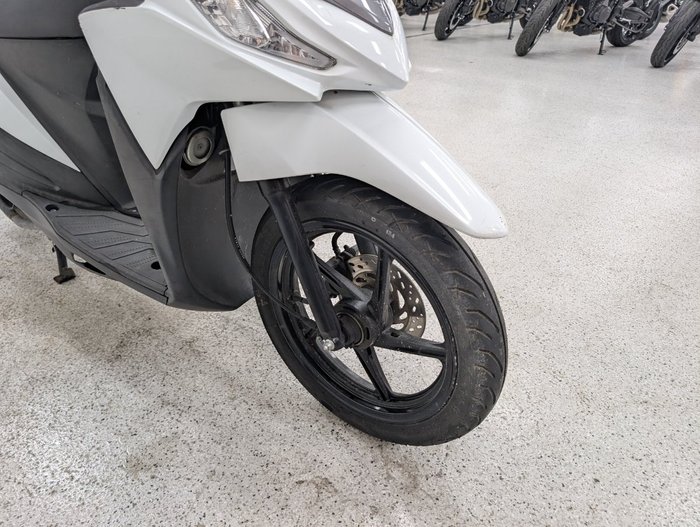 Suzuki 2016 SUZUKI 110CC UK110NEL White