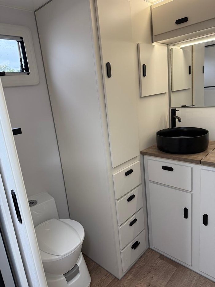 2026 JB Caravans Scorpion Sting 22Ft