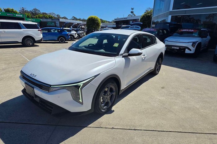 2026 Kia K4 S