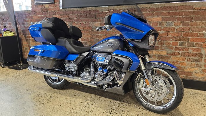 2026 Harley-Davidson CVO Street Glide Limited 121 (FLHXLSE)