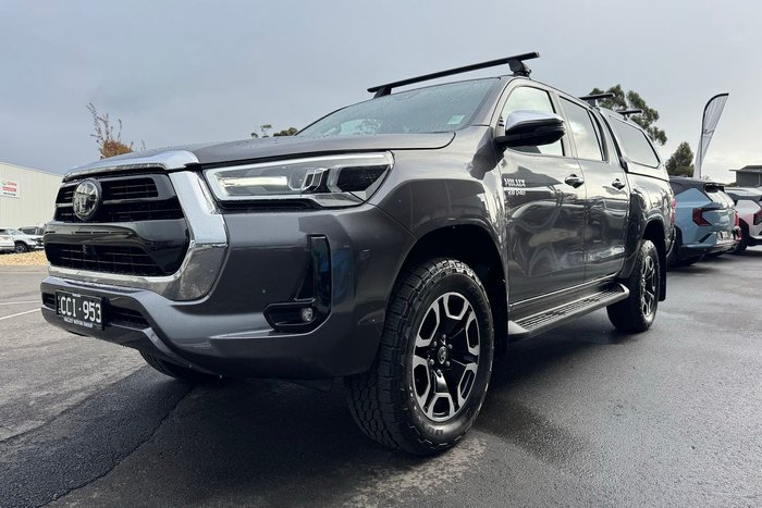 2022 Toyota Hilux SR5 Hi-Rider