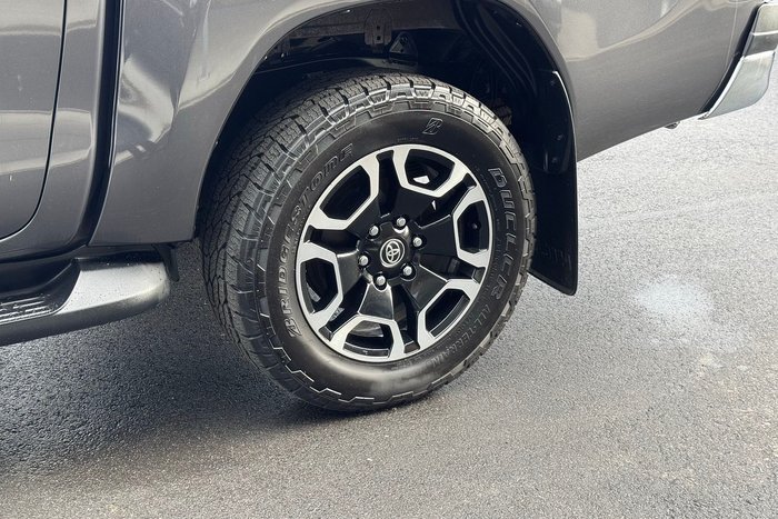 2022 Toyota Hilux SR5 Hi-Rider