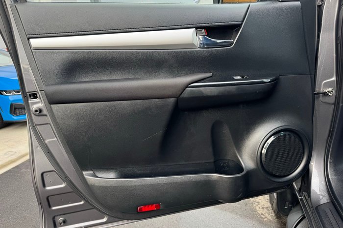 2022 Toyota Hilux SR5 Hi-Rider