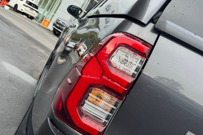2022 Toyota Hilux SR5 Hi-Rider