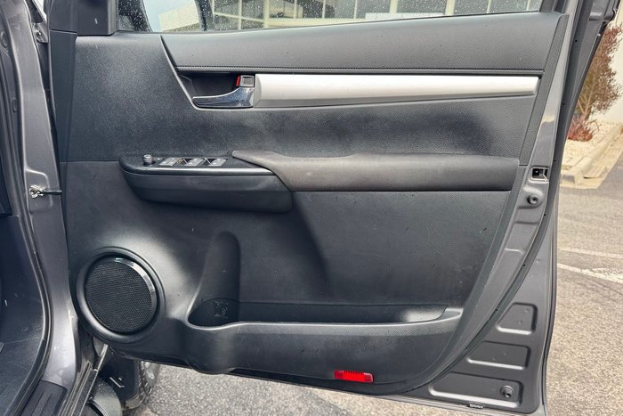 2022 Toyota Hilux SR5 Hi-Rider