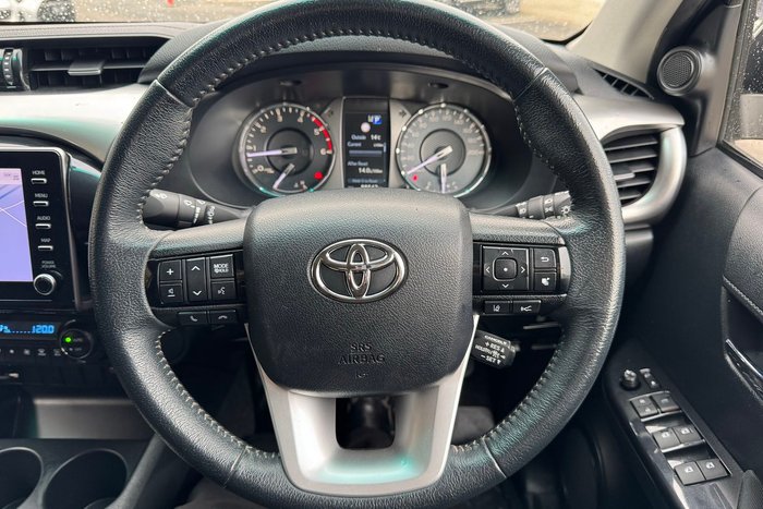 2022 Toyota Hilux SR5 Hi-Rider