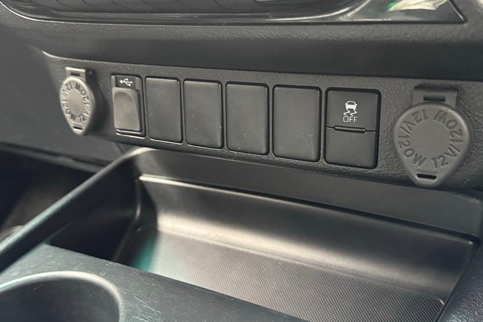 2022 Toyota Hilux SR5 Hi-Rider