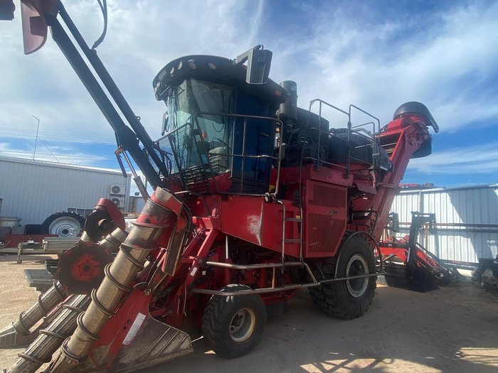 2021 CASE IH Austoft 9000