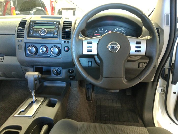 2015 Nissan Navara Silverline SE