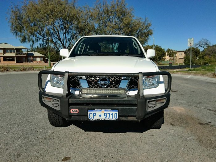 2015 Nissan Navara Silverline SE