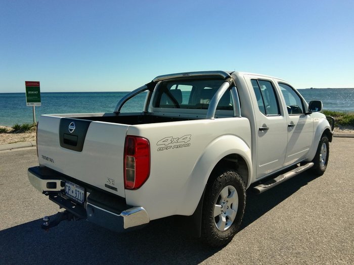 2015 Nissan Navara Silverline SE