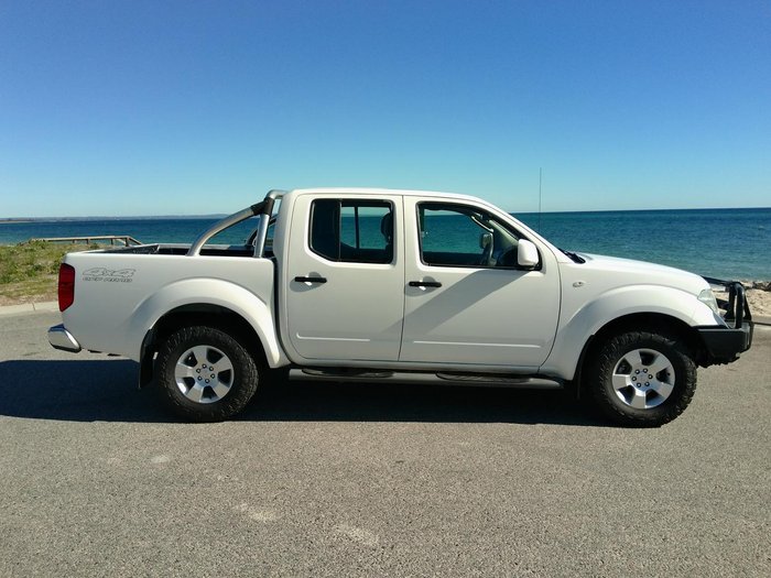 2015 Nissan Navara Silverline SE