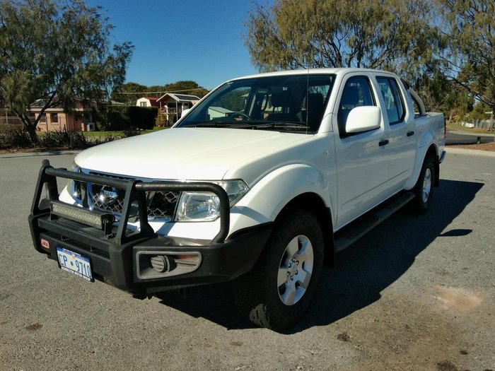 2015 Nissan Navara Silverline SE