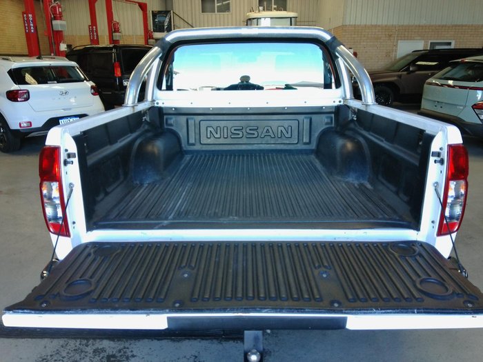 2015 Nissan Navara Silverline SE