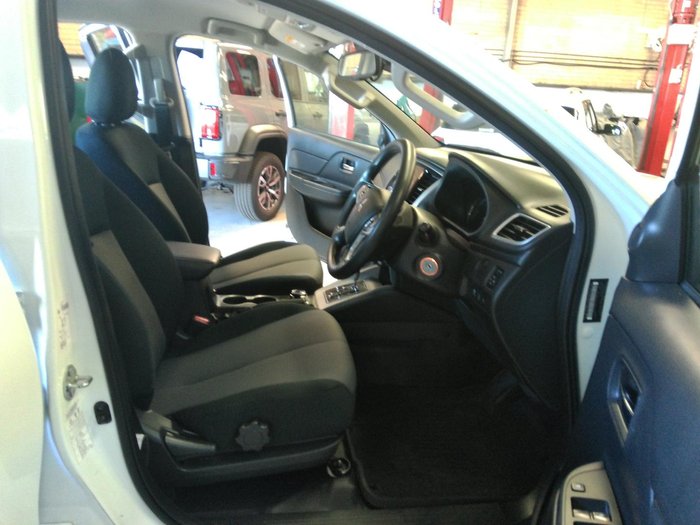 2019 Mitsubishi Triton GLX+