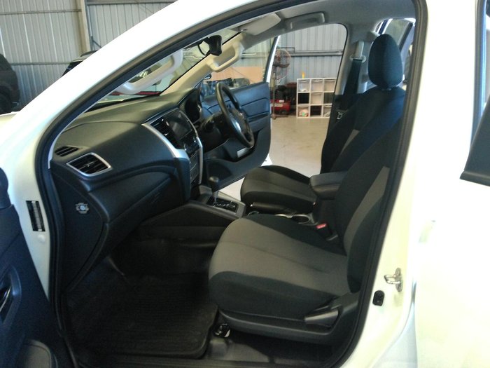 2019 Mitsubishi Triton GLX+