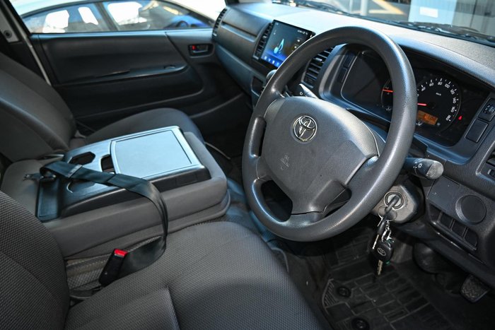 2016 Toyota Hiace
