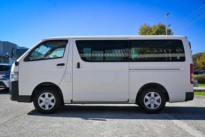 2016 Toyota Hiace