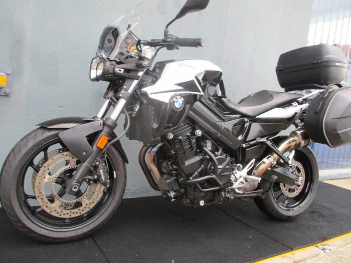 2014 BMW Motorrad F 800 R White