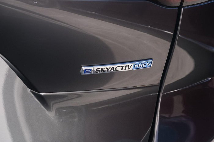 2025 Mazda CX-60 P50e Azami