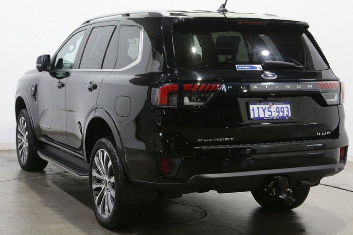 2022 Ford Everest Platinum