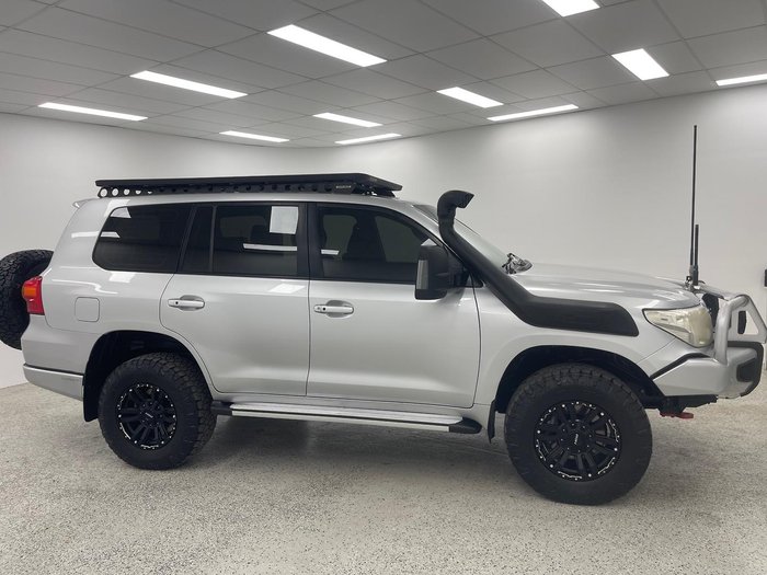 2012 Toyota Landcruiser GXL VDJ200R MY12 4X4 Constant Silver Pearl