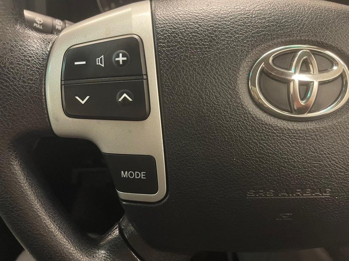 2012 Toyota Landcruiser GXL VDJ200R MY12 4X4 Constant Silver Pearl