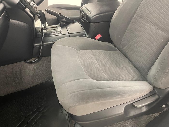 2012 Toyota Landcruiser GXL VDJ200R MY12 4X4 Constant Silver Pearl