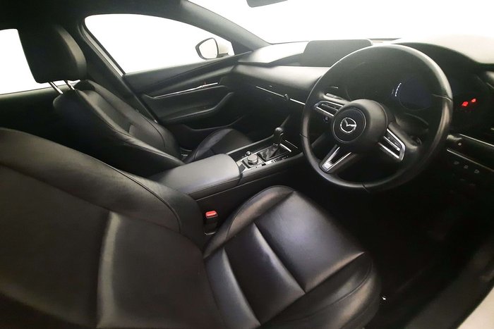 2022 Mazda 3 G20 Touring
